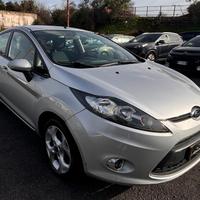 Ford Fiesta 1.4 TDCi 70CV 5 porte Titanium