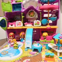 Hotel delle Pinypon con 5 personaggi 