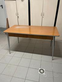 Tavolo vintage in formica anni 70