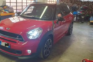 Mini Countryman GANCIO DI TRAINO 