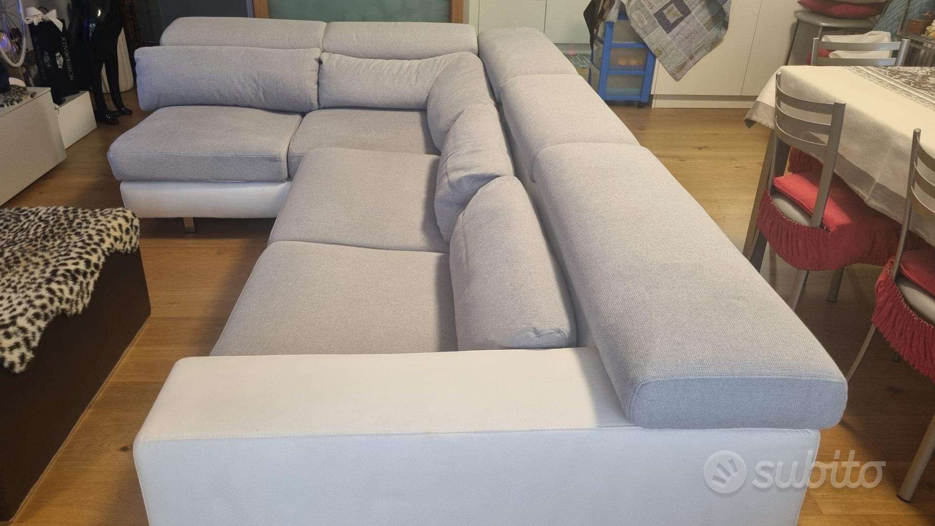 Divano Poltronesofà Arredamento e Casalinghi In vendita a