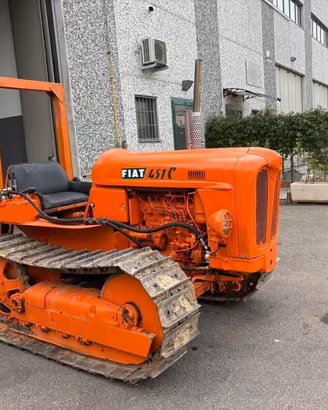 TRATTORE CINGOLATO FIAT 451 C