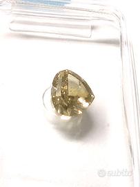 Diamante Naturale Cuore 0.77ct IGI Fancy Green Yel