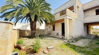 MULTILOCALE A TAVIANO