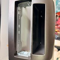 Mascherina  stereo lancia ypsilon o musa