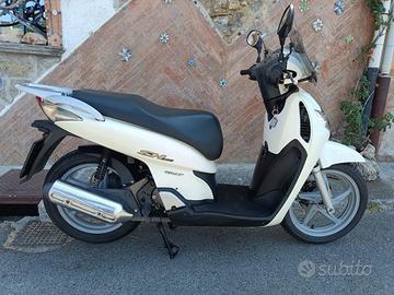 Honda sh  150