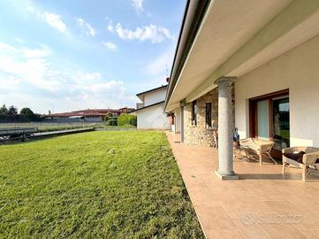 CASA SEMINDIPENDENTE A BOLGARE