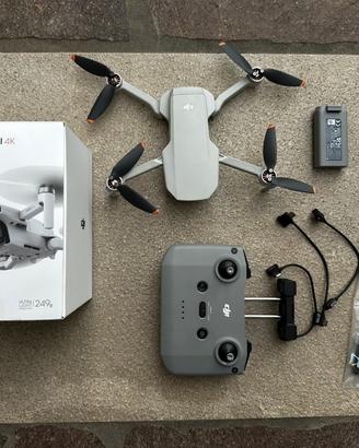 DJI Mini 4K Praticamente nuovo 12mp Gimbal 3 assi