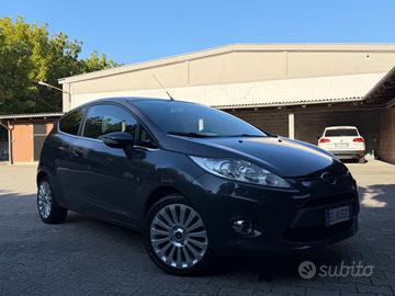 Ford Fiesta 1.4 3 porte Bz.- GPL Titanium