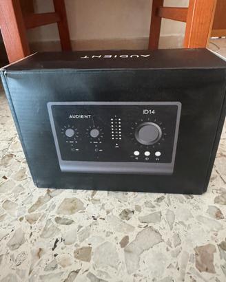 Audient iD14 MKII – Pari al nuovo