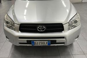 Rav4 2.2 diesel luxury
