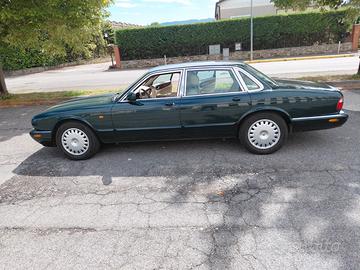 JAGUAR XJ-Sovereign-Daiml. - 2001