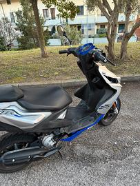 Yamaha aerox 50 cc 2T