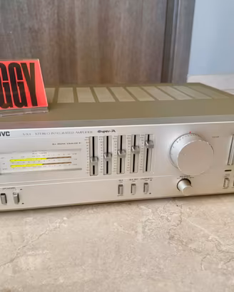 JVC A-X4