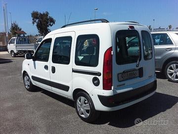 RENAULT KANGO 1.5 DCI 5 POSTI AUTOVETTURA