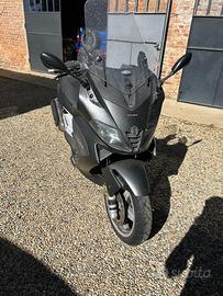 Gilera nexus 500