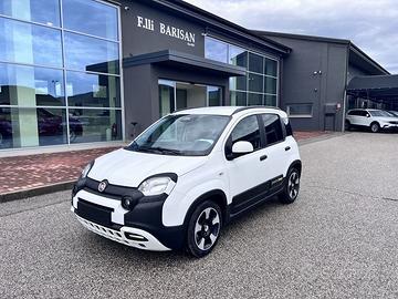 FIAT Panda 1.0 FireFly S&S Hybrid Pandina / Cross