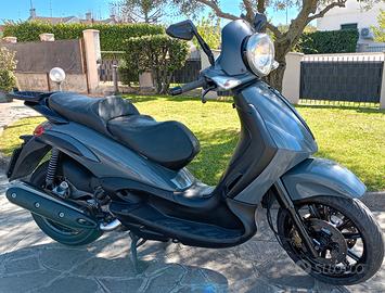 Piaggio Beverly 500