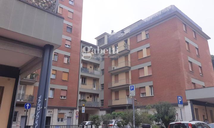 Appartamento Bologna [06/LCVRG]
