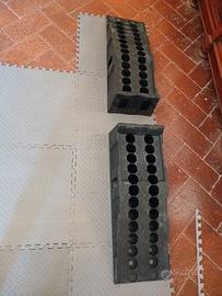 Rampe di servizio dell'automobile dell'officina