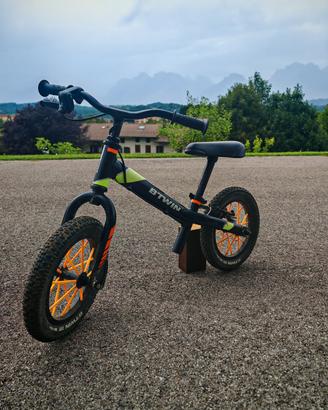 bicicletta senza pedali