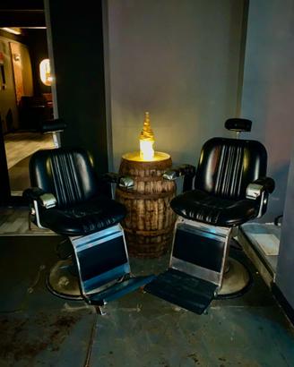 Coppia Poltrone Barbiere Vintage '40-48 Pelle Nera