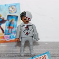Sorpresine Kinder Italia DC Playmobil 2025