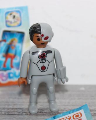 Sorpresine Kinder Italia DC Playmobil 2025