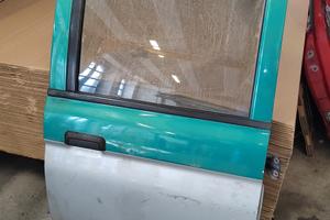Porta posteriore dx MITSUBISHI L200 del 1997