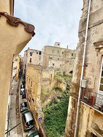 4 LOCALI A CAGLIARI