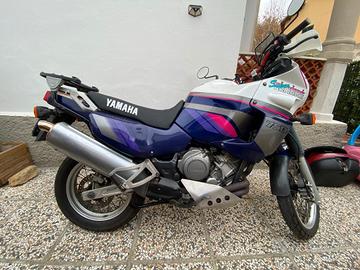 Moto Yamaha xtz Super Tenere 750