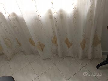 tenda  cucita a mano si può modificare 