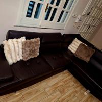 Divano angolare di pelle