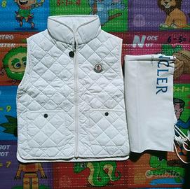 Gilet smanicato Moncler  bianco trapuntato  4 anni