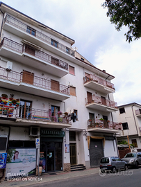 Appartamento 157 Mq , terzo piano senza ascensore