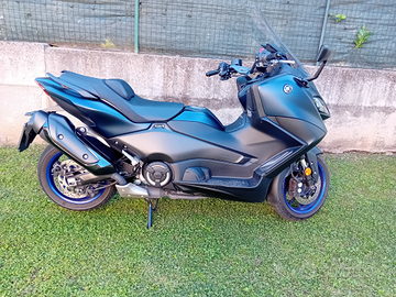 Tmax 560.anno 2023.km 7.500