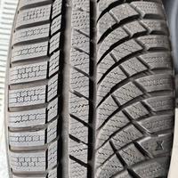 Gomme invernali 215/45 R 18 93V