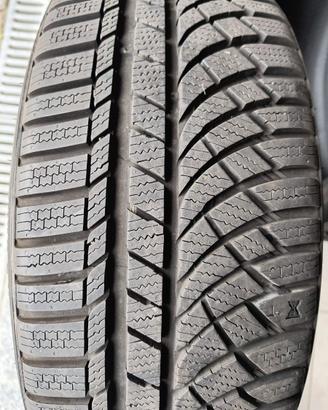 Gomme invernali 215/45 R 18 93V
