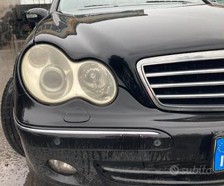 FARO ANTERIORE DESTRO MERCEDES Classe C Berlina W2