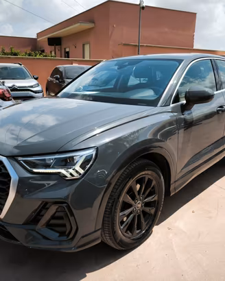 Audi Q3 SPB 35 TDI S tronic Business Plus