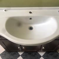 Mobiletto bagno con lavabo
