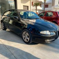 Alfa Romeo 147 1.9 JTD 16V cat 3 porte Distinctive