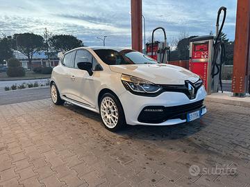 Clio 4 Rs *akrapovic* + cup pack