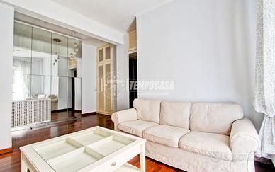 Ampio trilocale con spazio esterno, Via G. Fabbron