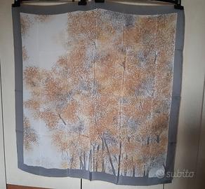 Foulard in seta NUOVO