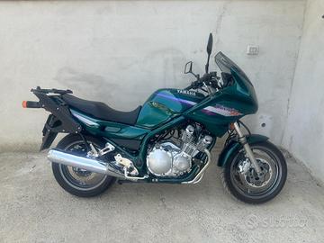 Yamaha Diversion 900-