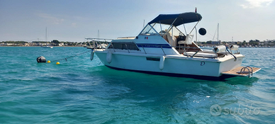 Barca semicabinato Chris Craft 25' Cruiser