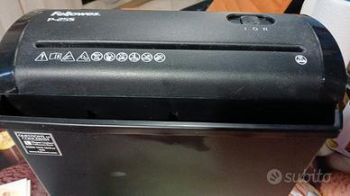 Distruggidocumenti domestico Fellowes a strisce ne