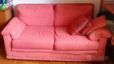 divano tessuto rosso