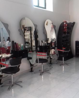 arredamento negozio parrucchieri 